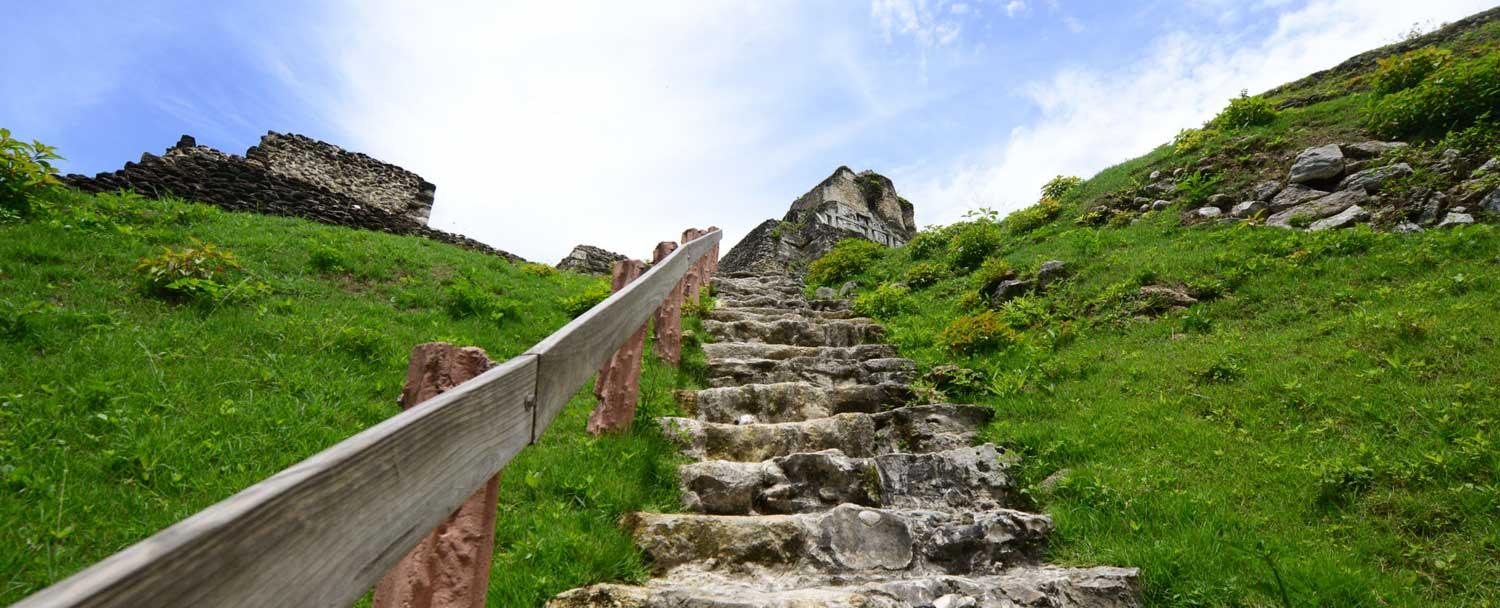 xunantunich_mayan_ruins_chaa_creek_3